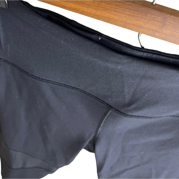 Victoria’s Secret • Sport Knockout Crop - Picture 5 of 6